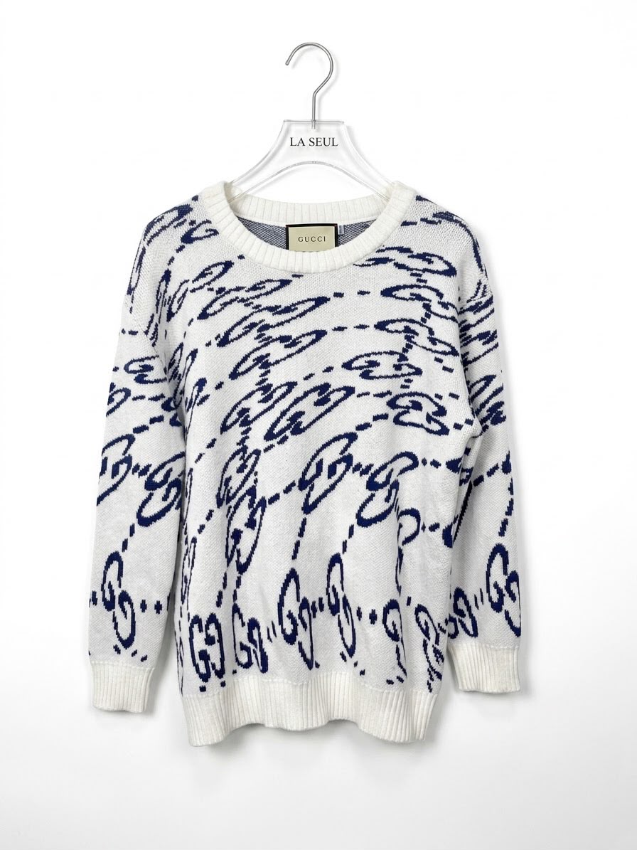 Gucci knit sweater White with a distorted navy blue GG monogram pattern