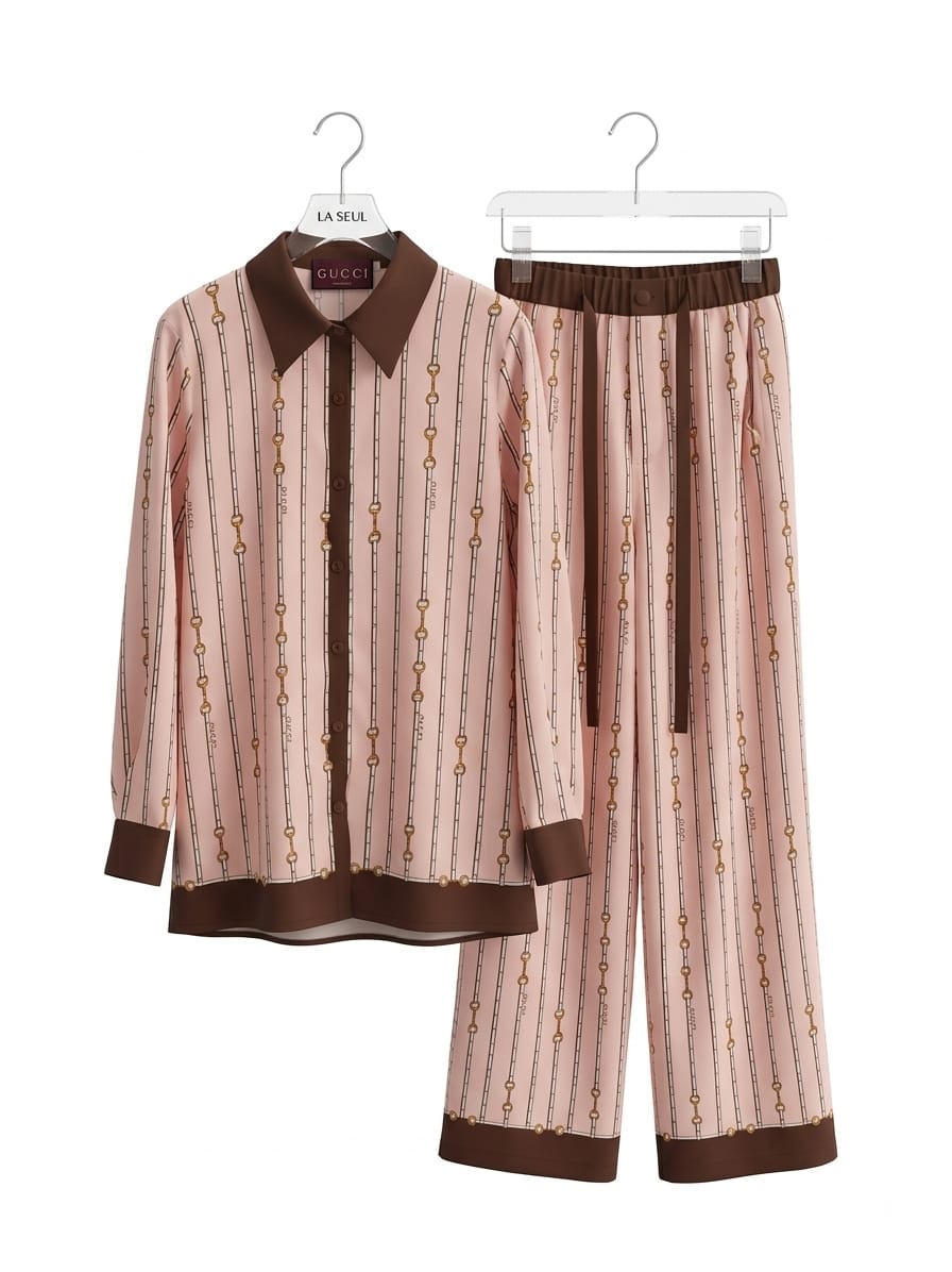 Suit gucci pink&black satan