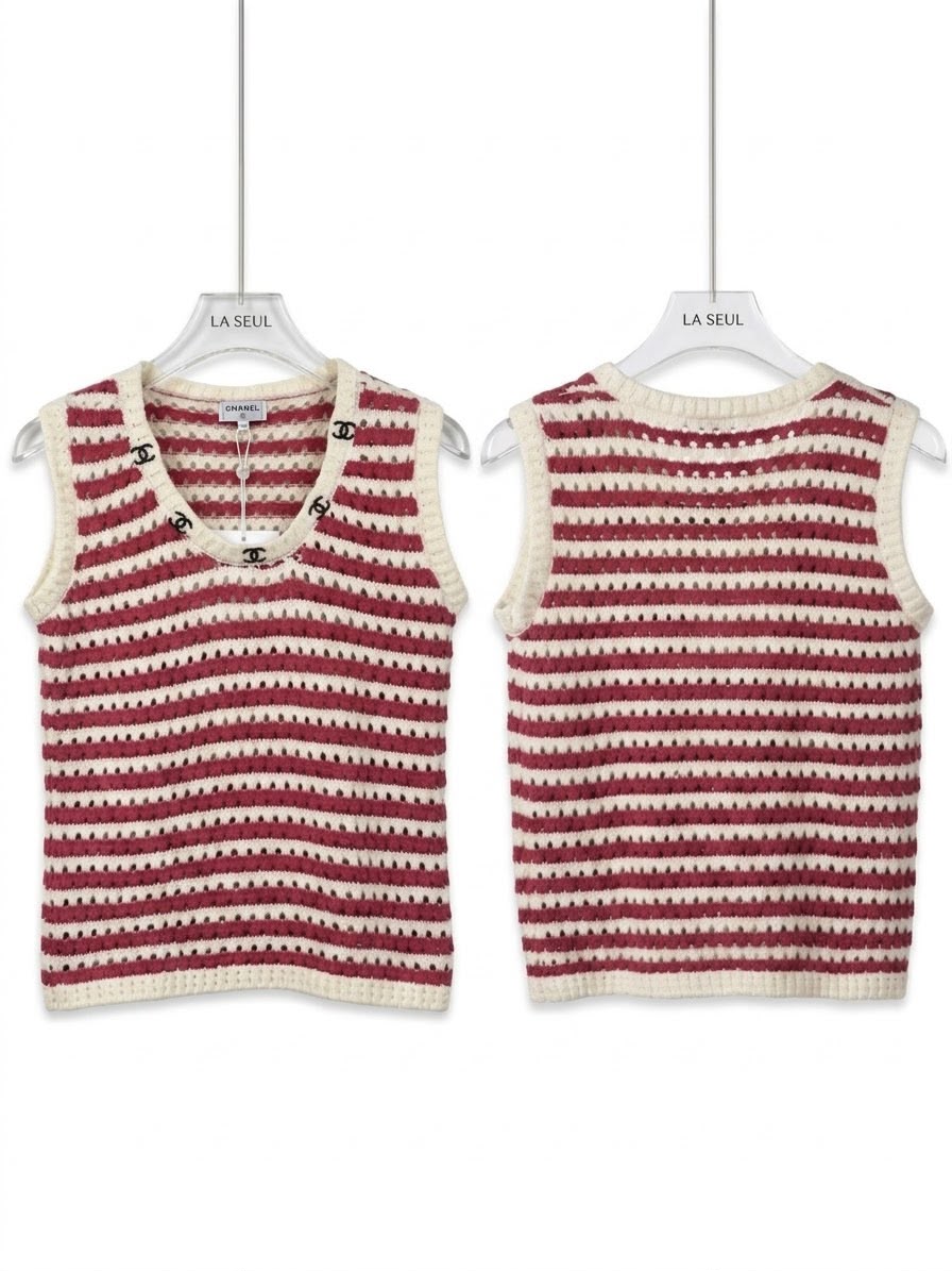 Striped cutout Chanel top Red and white